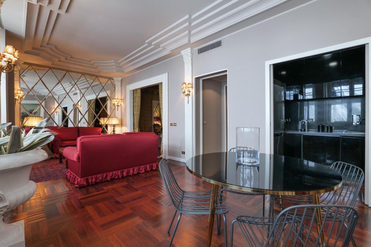 Luxury Galleria Apt - Milan Duomo Buitenkant foto